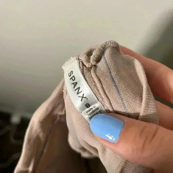 NWOT Spanx Power Panties - M - Picture 4 of 8